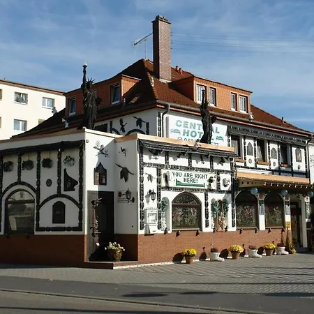 Central Hotel-2